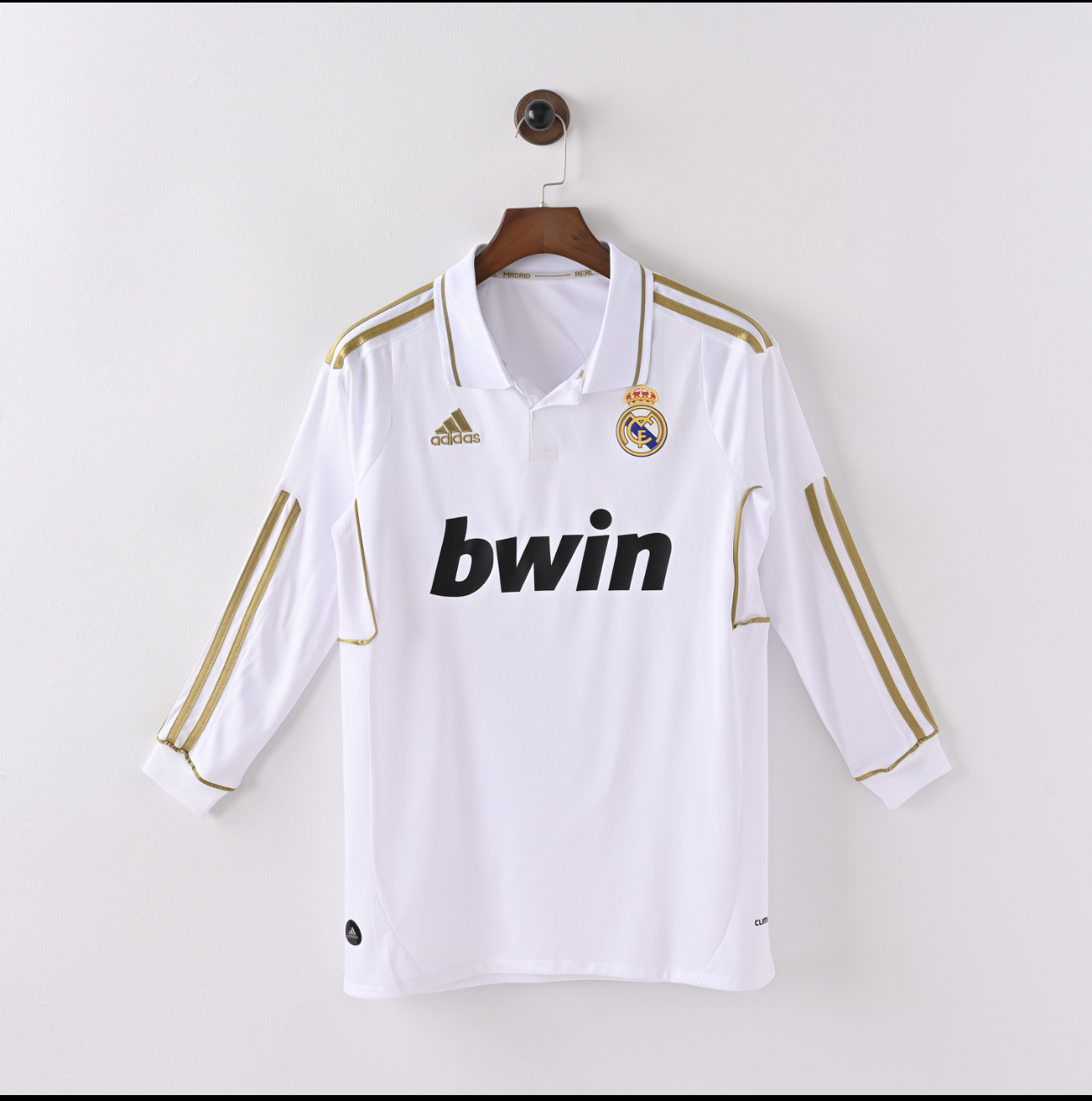 RETRO REAL MADRID 2011-12 LONG SLEEVE FAN VERSION