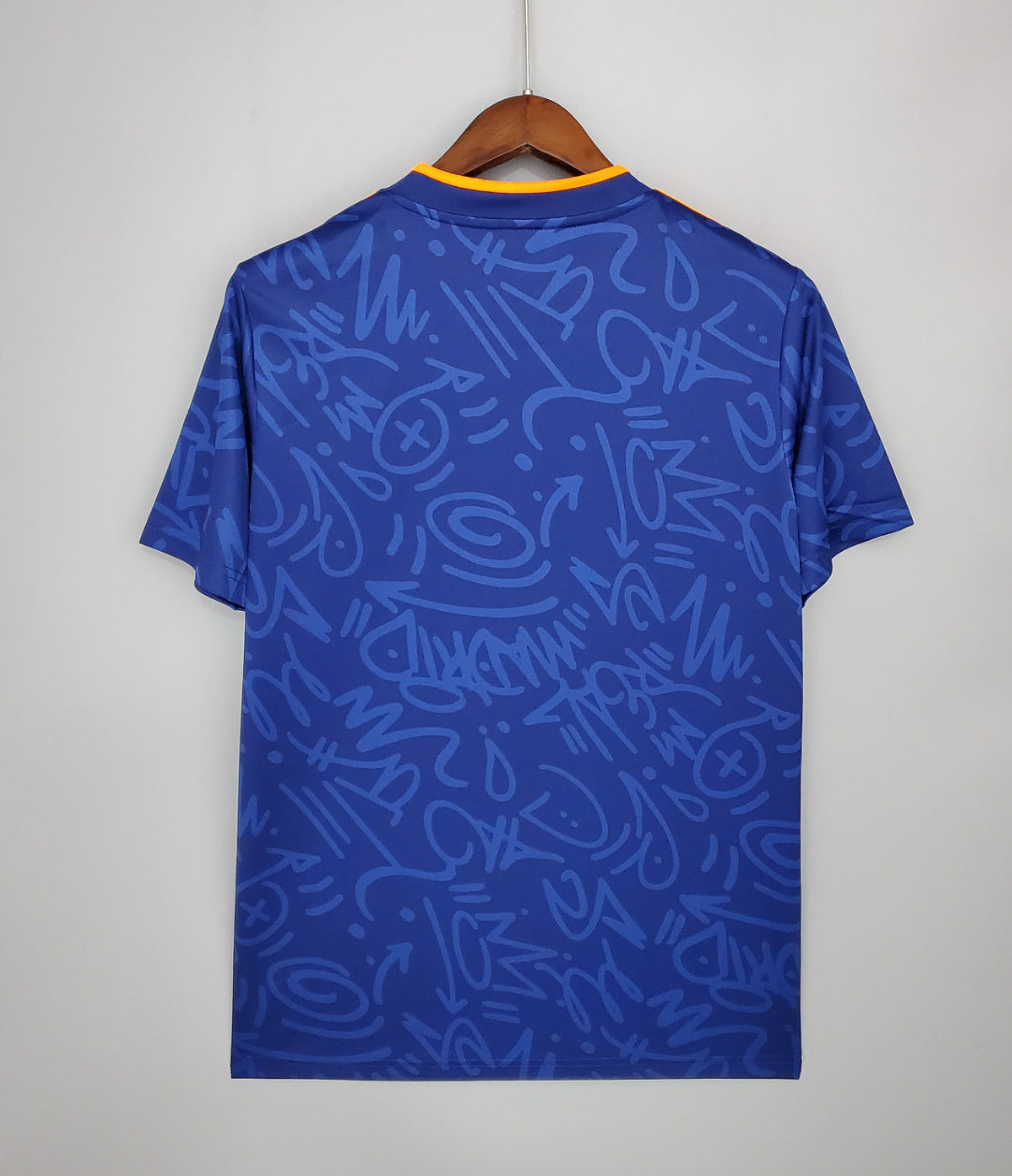 RETRO REAL MADRID 2021-22 AWAY JERSEY