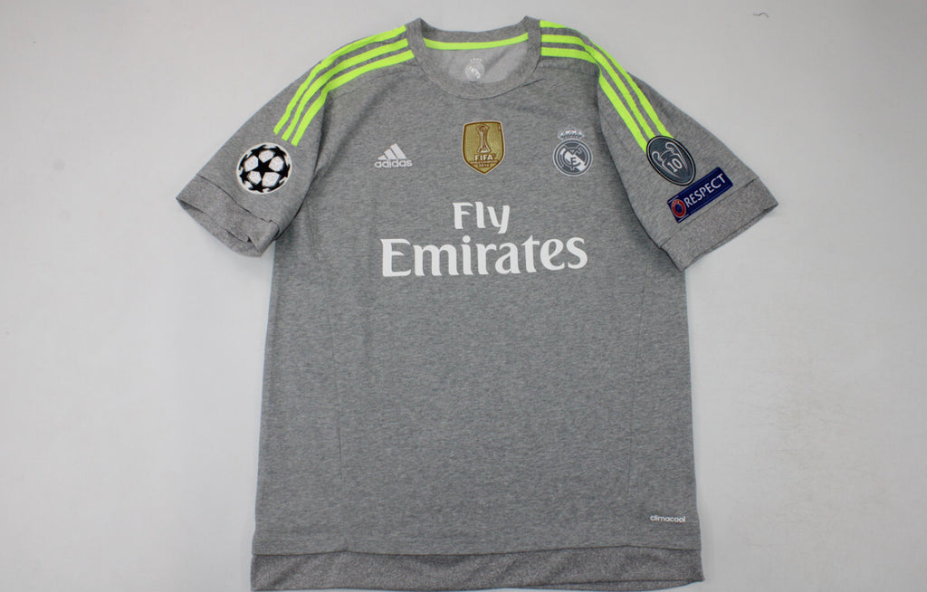 RETRO REAL MADRID 2015-16 AWAY JERSEY
