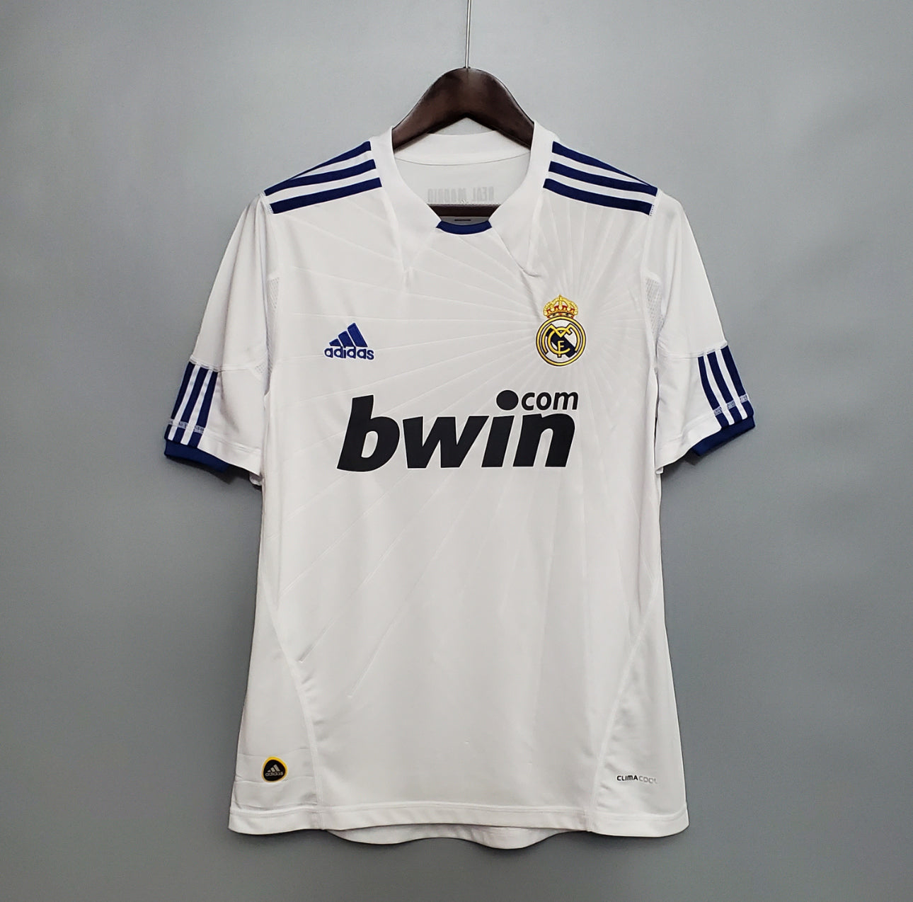 RETRO REAL MADRID 2010-11 HOME JERSEY FAN VERSION