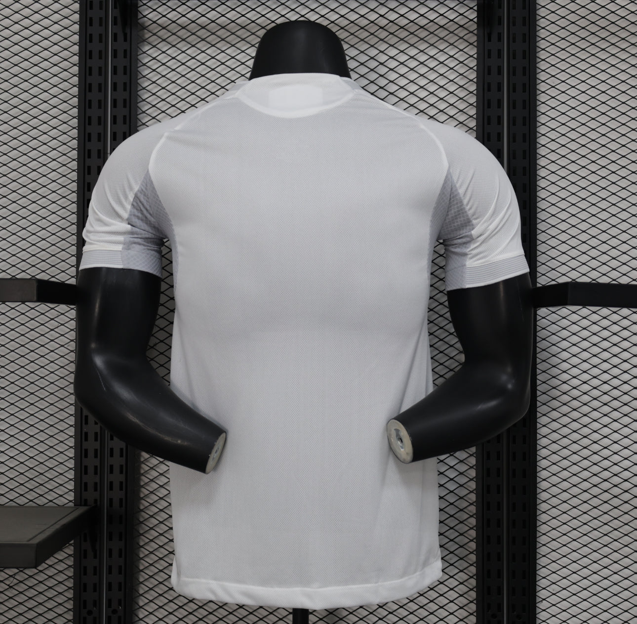 REAL MADRID HOME 2025-26 PLAYER VERSION