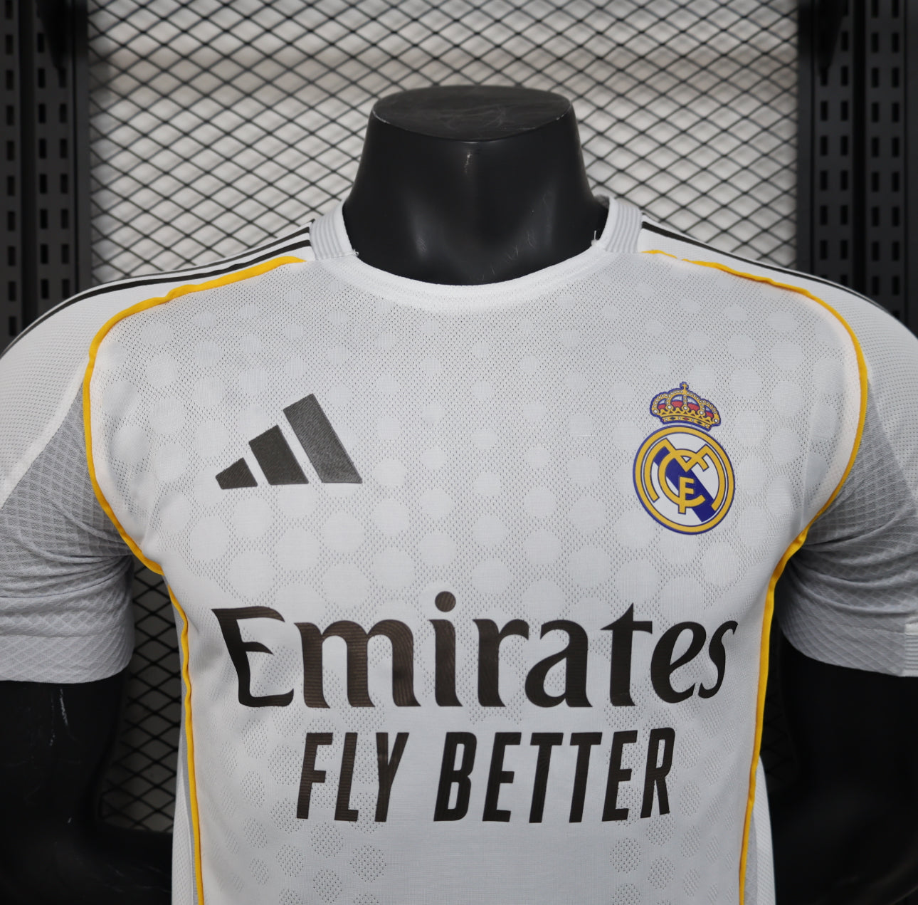 REAL MADRID HOME 2025-26 PLAYER VERSION