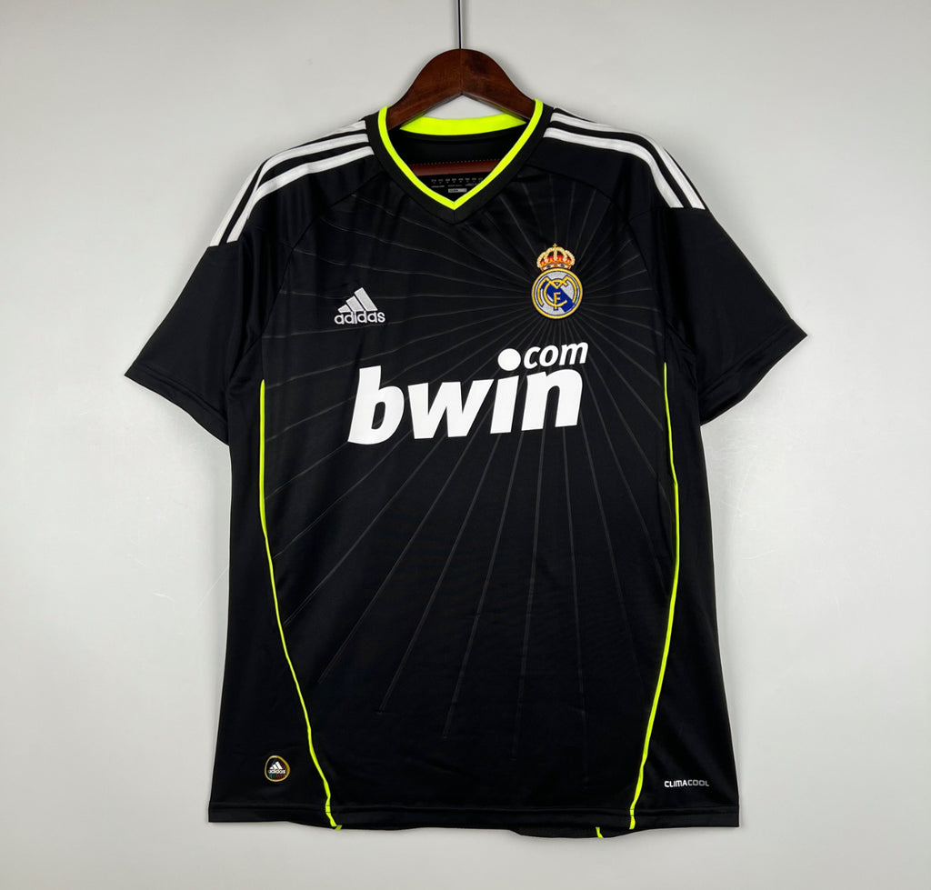RETRO REAL MADRID AWAY JERSEY 2010-11 FAN VERSION