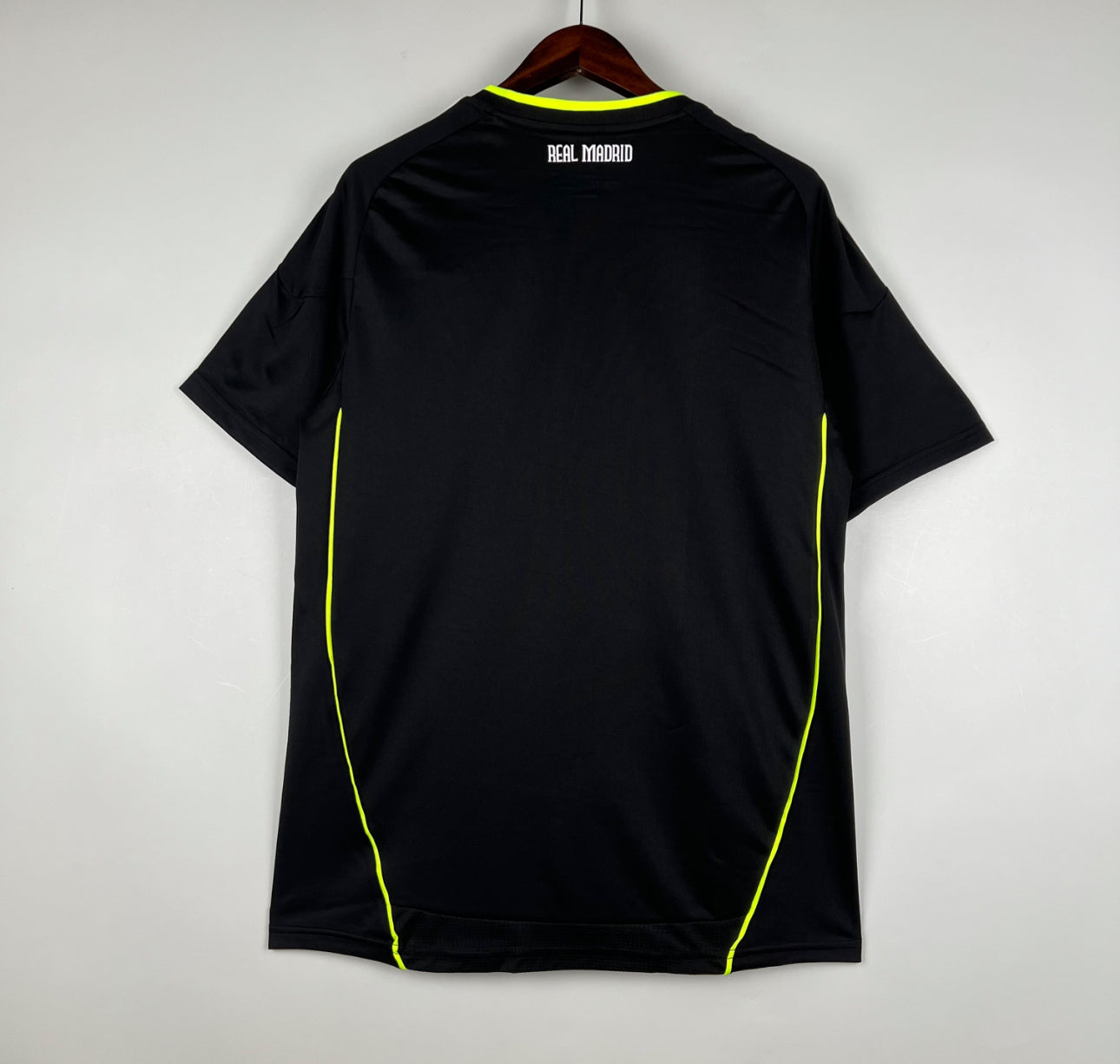 RETRO REAL MADRID AWAY JERSEY 2010-11 FAN VERSION