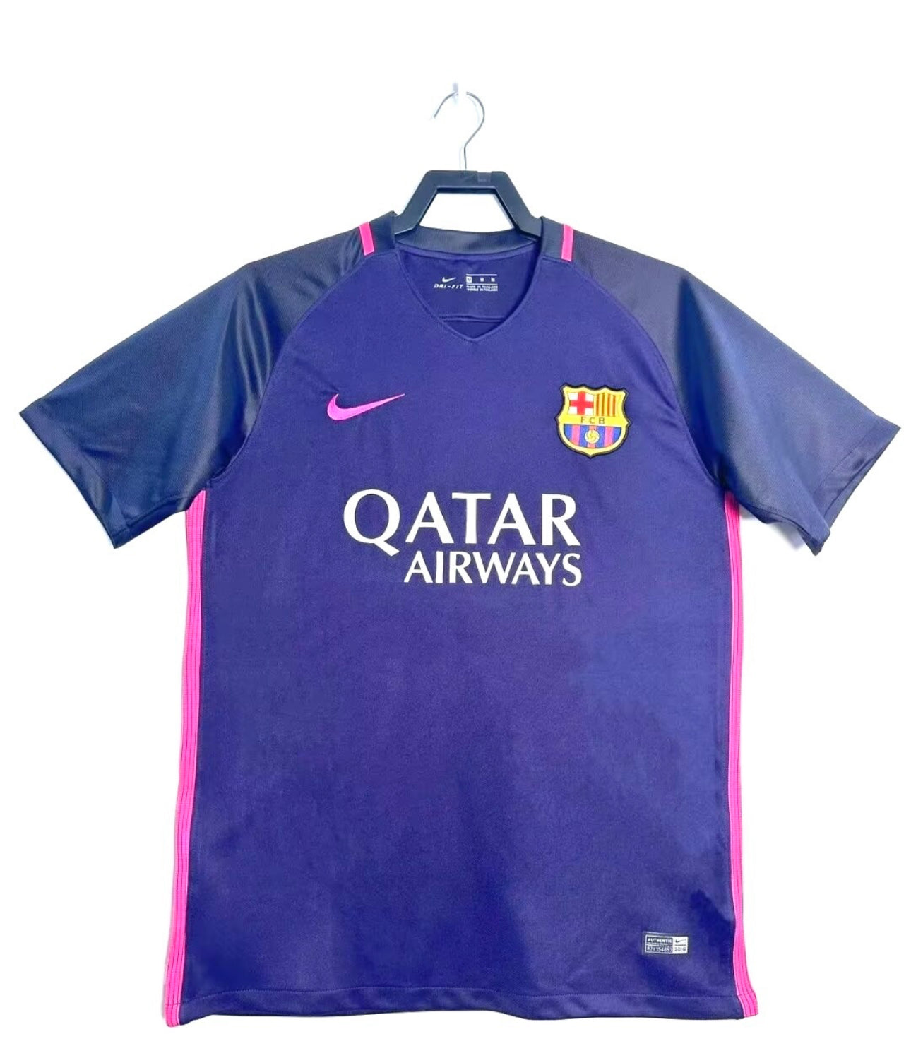 RETRO BARCELONA 2016-17 AWAY JERSEY