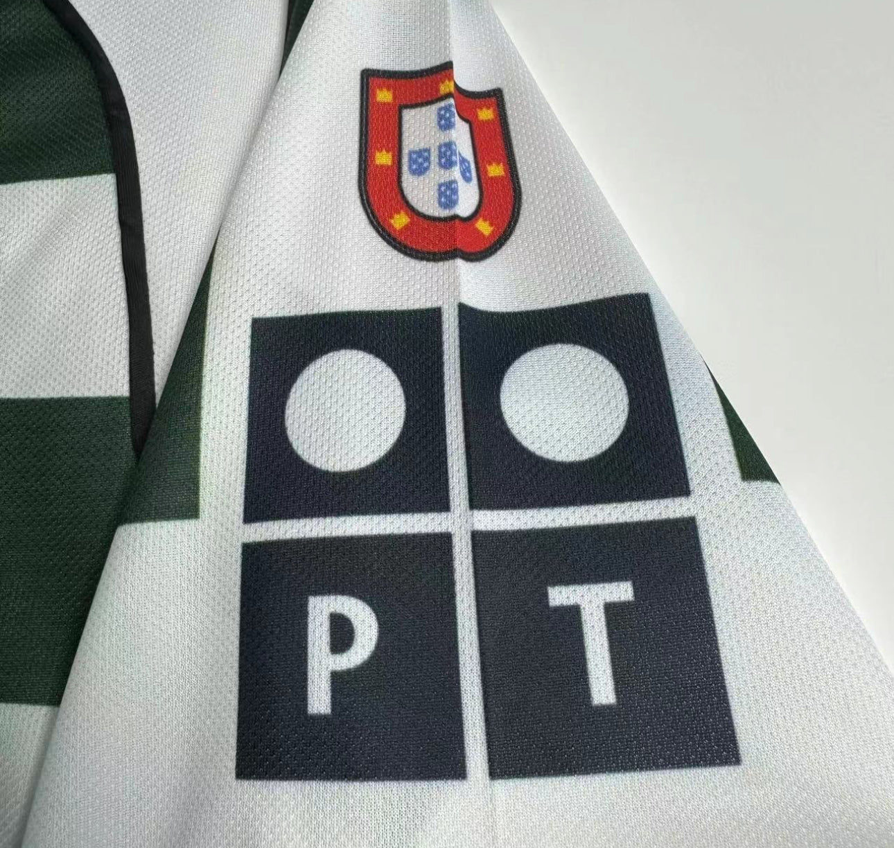 RETRO SPORTING PORTUGAL 2002-03 JERSEY