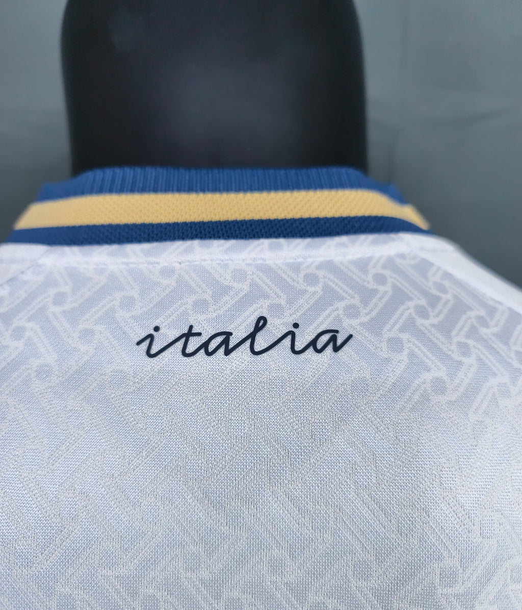 ITALY 2026 AWAY JERSEY PLAYER VERSION