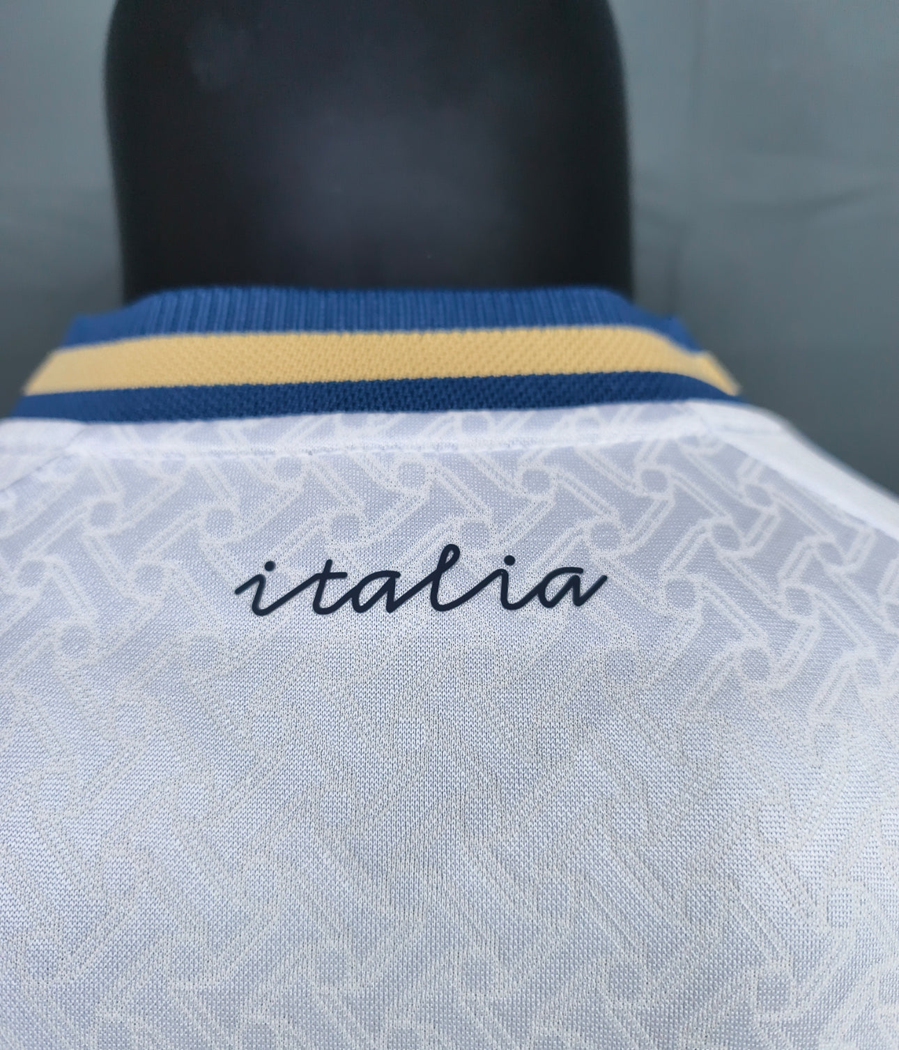 ITALY 2026 AWAY JERSEY PLAYER VERSION