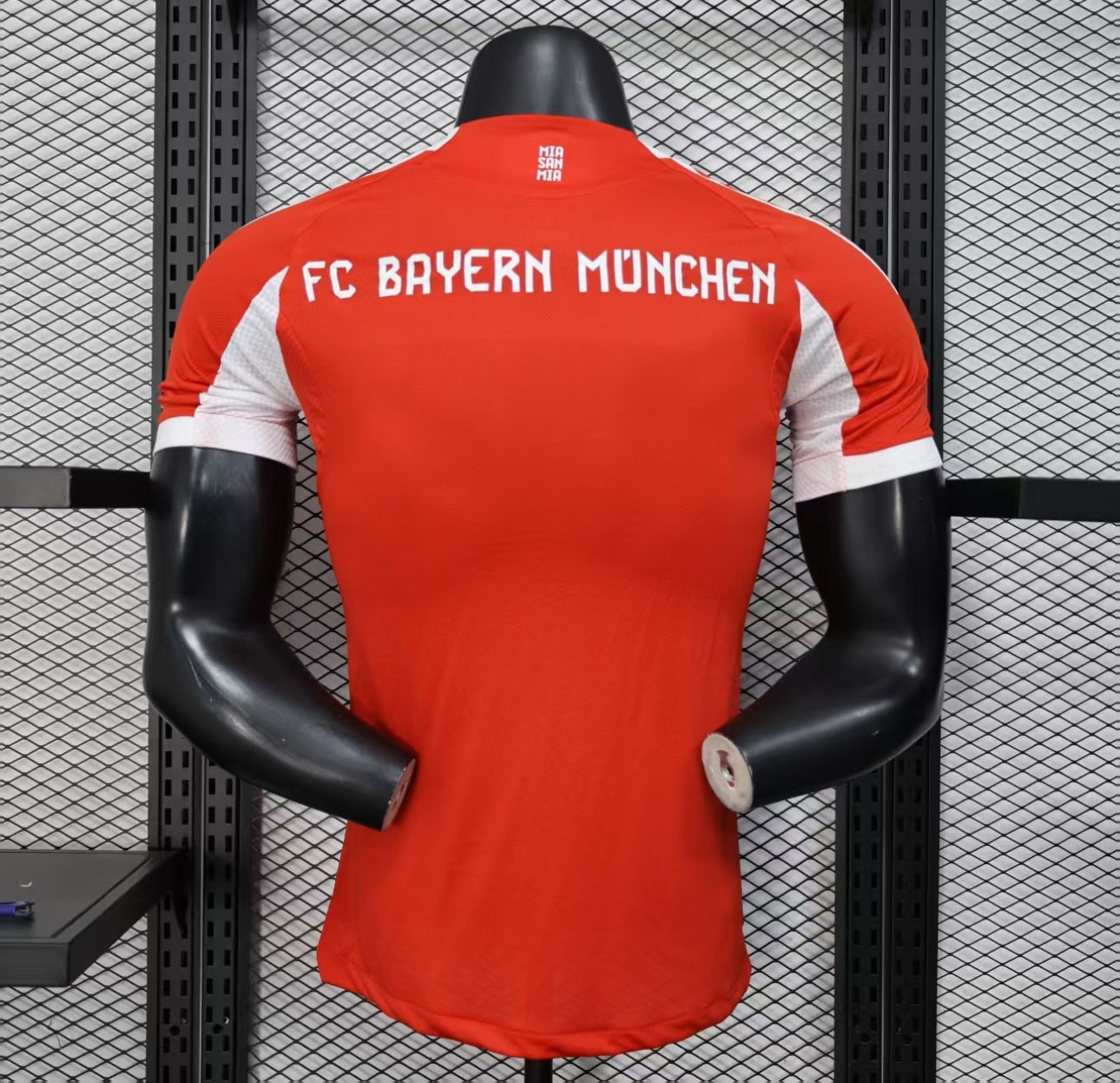 BAYERN MUNCHEN 2025-26 HOME JERSEY PLAYER VERSION