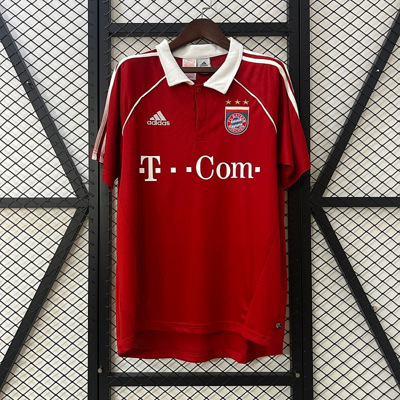 Retro Bayern 2005/06 Home Jersey Fan Version