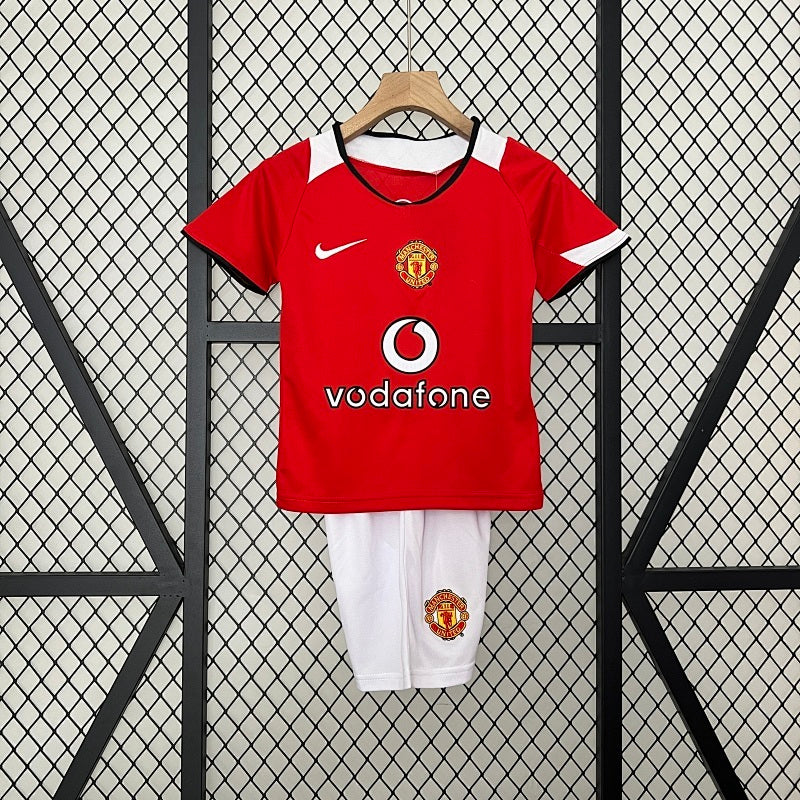 Kids Manchester United 2005/06 Home Jersey Kit Fan Version