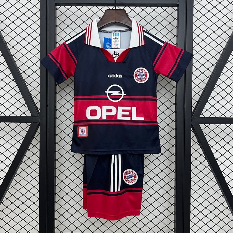 Kids Bayern Munich 1997/99 Home Jersey Fan Version