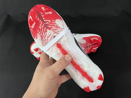Adidas 26 Predator Elite FG With Tongue