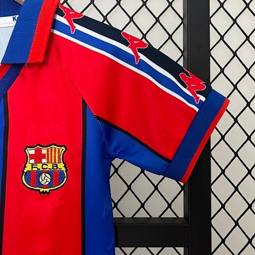 Kids Barcelona 1995/97 Home Jersey Kit