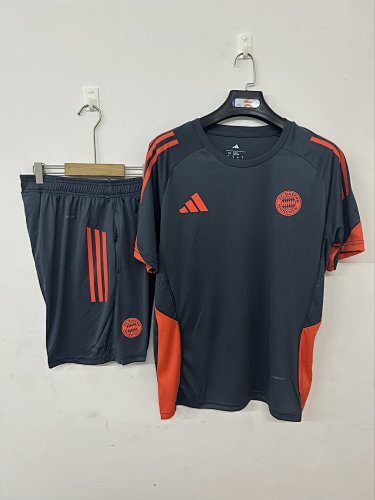 2025/26 Bayern Munich Training Uniform Black Gray
