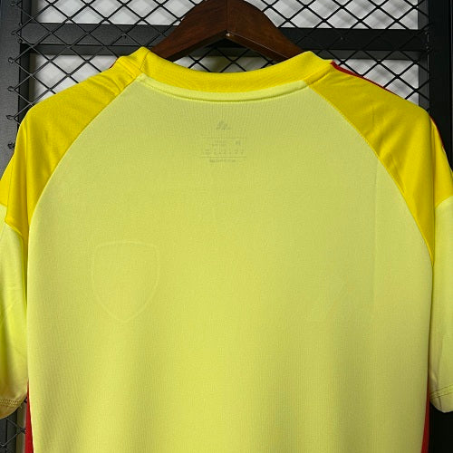2025/26 Goalkeeper Arsenal Jersey Fan Version