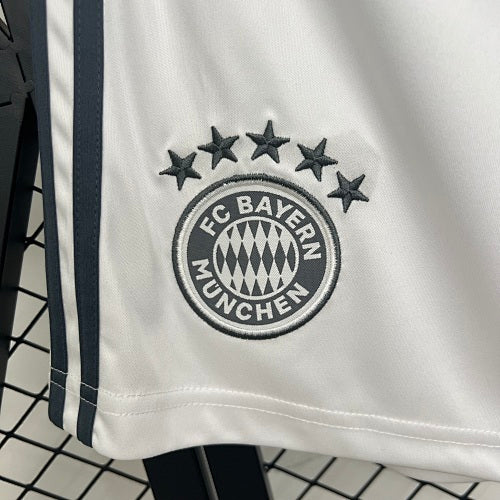 2025/26 Shorts Bayern Munich Away Fan Version