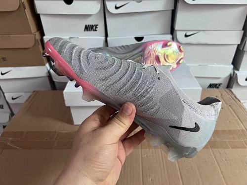 NIKE PHANTOM LUNA ELITE FG