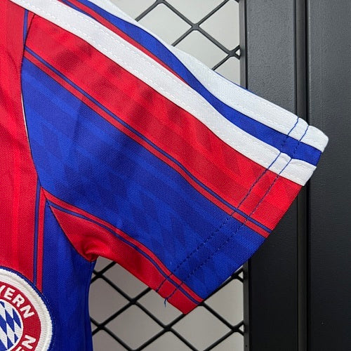 Kids Bayern Munich 1995/97 Home Jersey Kit Fan Version