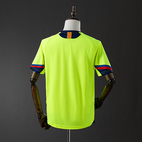 Retro Barcelona 2005/06 Away Jersey