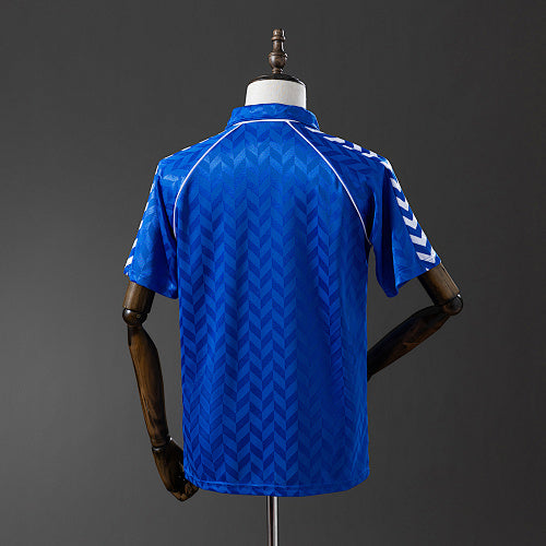 Retro Real Madrid 1986/1988 Away Jersey