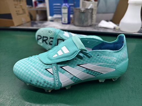 PREDATOR ACCURACY+ FG BOOTS WITH TONGUE