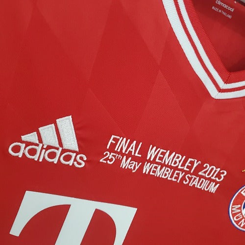 Retro Long Sleeve Bayern Munich 2013/14 Champions League Home Jersey Fan Version