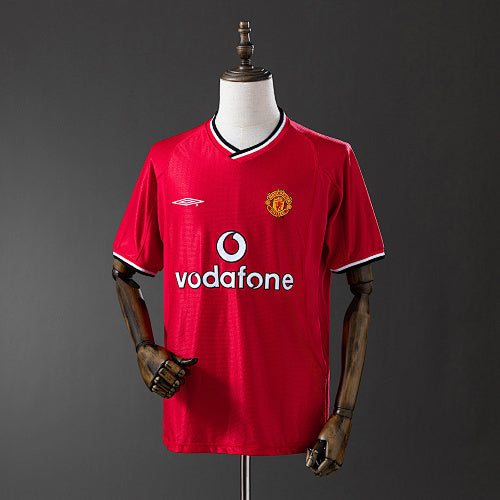 Retro 2000/01 Manchester United Home Jersey Fan Version