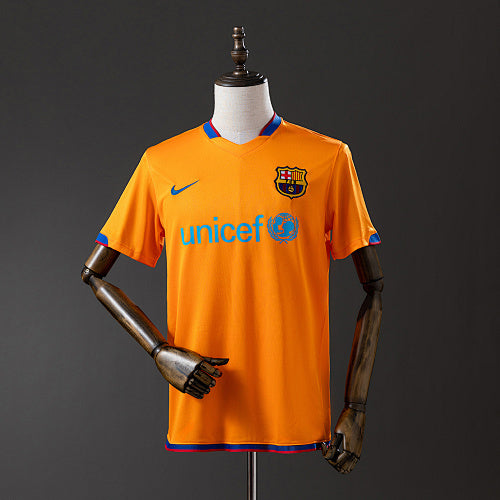 Retro Barcelona 2006/07 Away Jersey