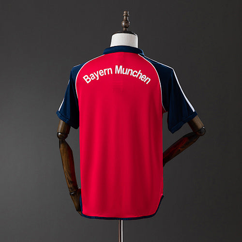 Retro Bayern Munich 2000/01 Home Jersey Fan Version