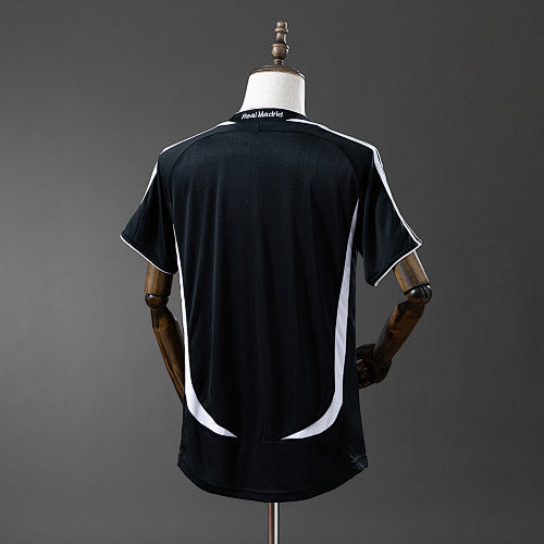 Retro Real Madrid 2006/07 Third Away Jersey