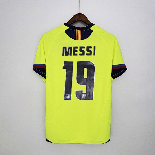 Retro Barcelona 2005/06 Away Jersey