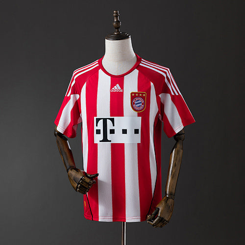 Retro Bayern Munich 2010/11 Home Jersey Fan Version