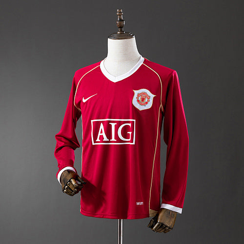 Retro 2006/07 Manchester United Long Sleeve Home Jersey Fan Version