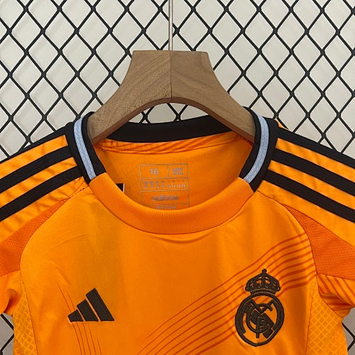 2024/25 Kids Real Madrid Away Size Kit