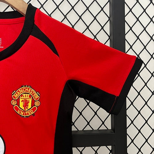 Kids Manchester United 2002/04 Home Jersey Kit Fan Version