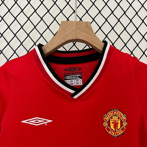 Kids Manchester United 2000/01 Home Jersey Kit Fan Version