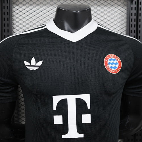 2024/25 Bayern Munich Black Goalkeeper Jersey Player Version